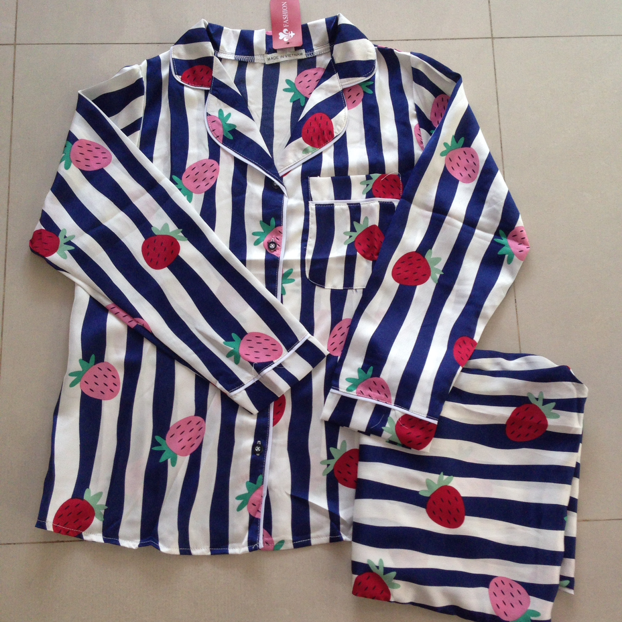 Bộ phi lụa quần dài, tay dài họa tiêt ngẫu nhiên