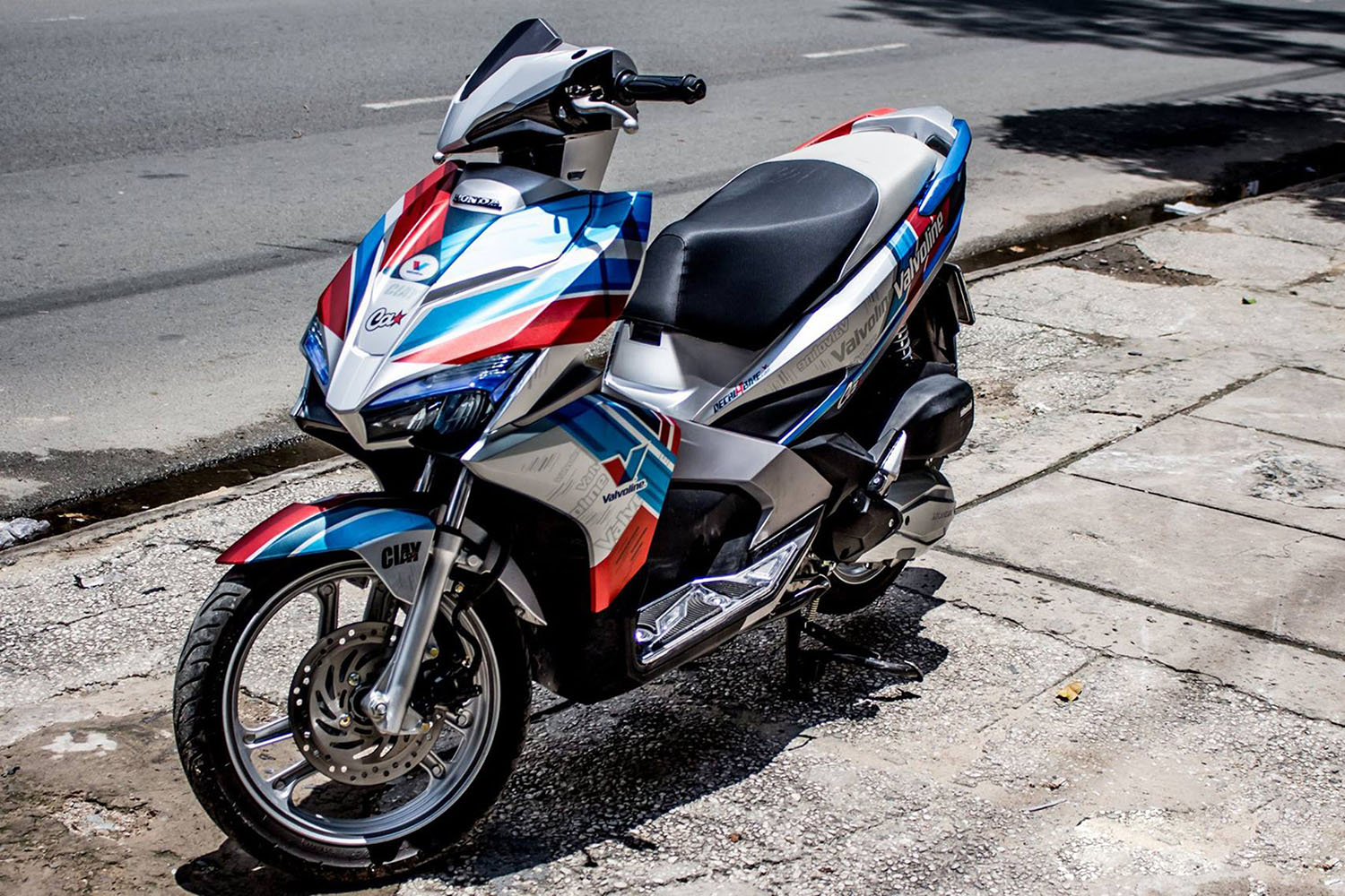 Tem trùm AirBlade 2016 Valvoline