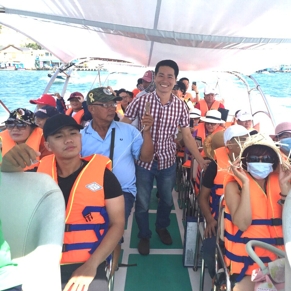 Tour Nha Trang - Ốc Đảo Robison Một Ngày Không Thể Quên . Khởi Hành Hàng Ngày