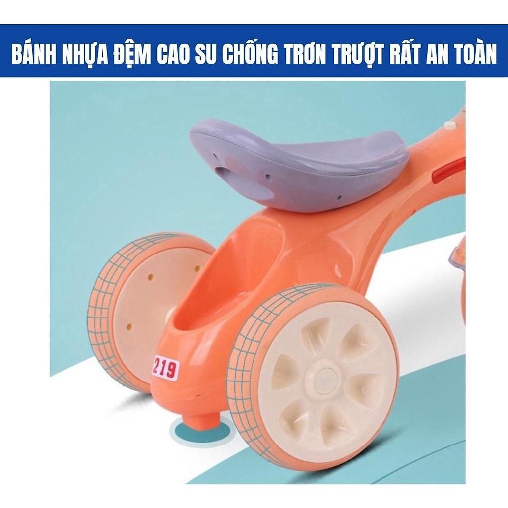 Xe 3 bánh có nhạc có đèn cho bé nhựa xịn