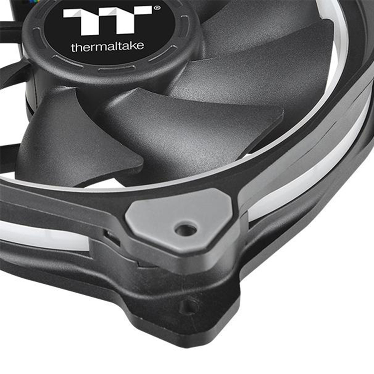 Bộ 3 Quạt Tản Nhiệt Thermaltake Riing Plus 14 RGB (3 Fan Pack) CL-F056-PL14SW-A - Hàng Chính Hãng