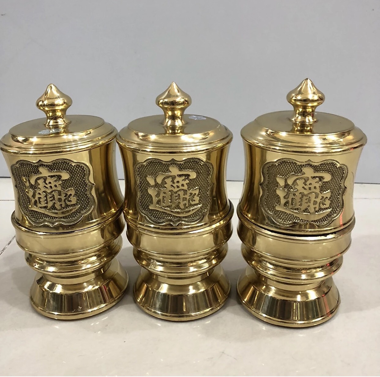 Bộ 3 chiếc đài thờ bằng đồng BH10143