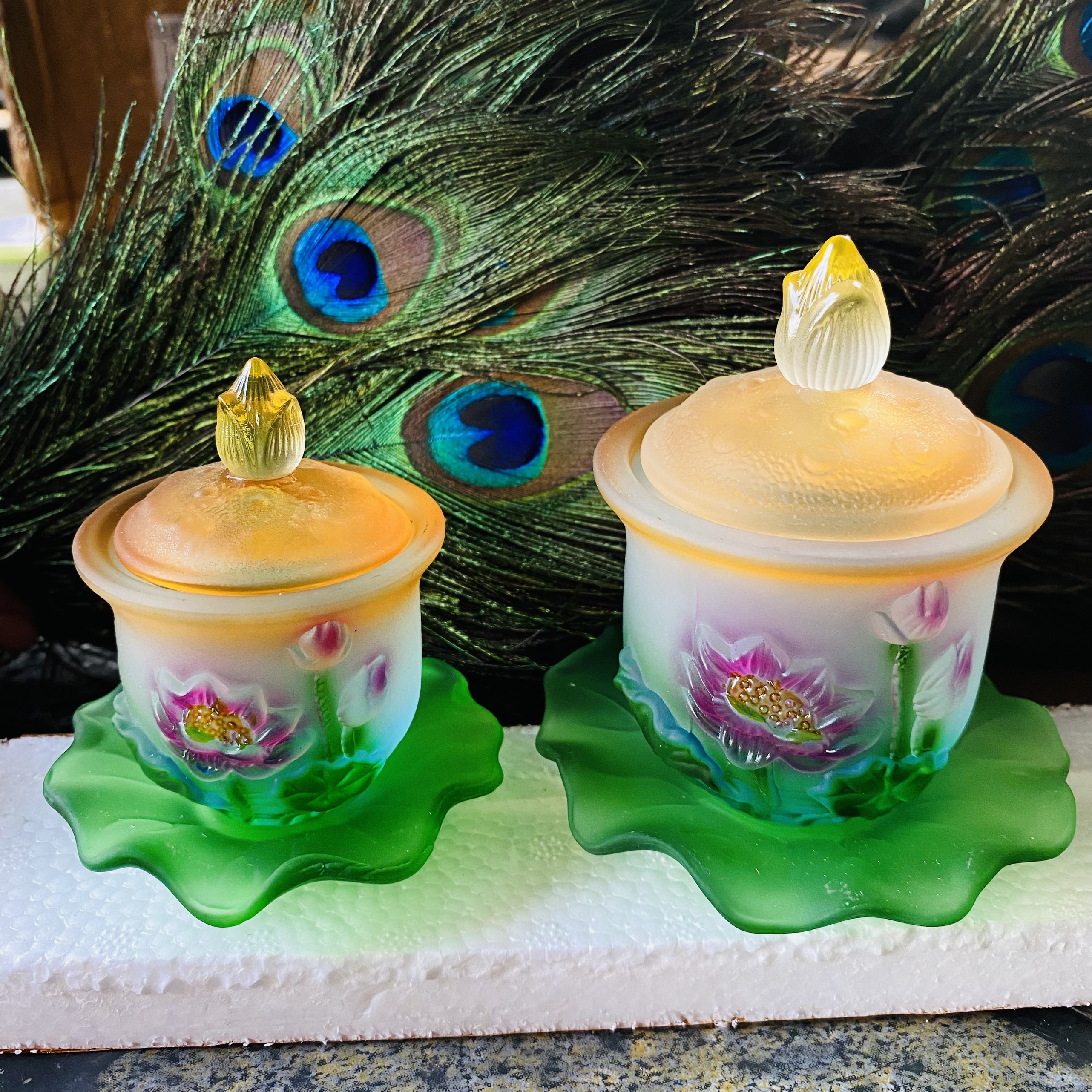 Chum ly nước "chạm NỔI" Lưu Ly HOA SEN cao cấp 8cm-10cm