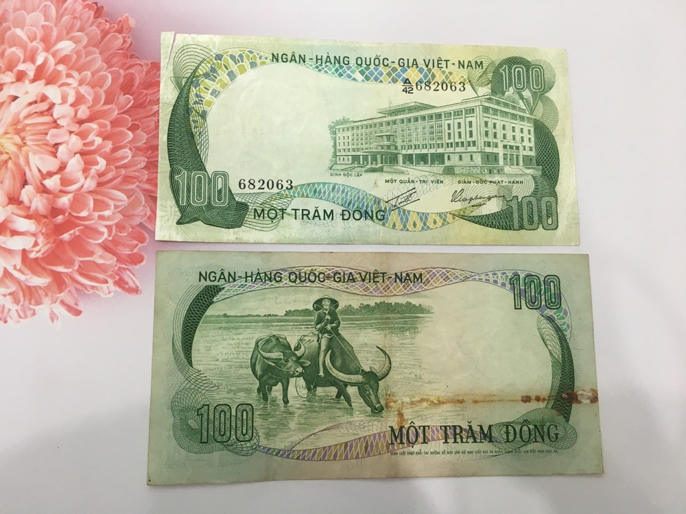 100 đồng con trâu, tiền cổ Việt Nam bao cấp, tặng phơi nylon bảo vệ tiền