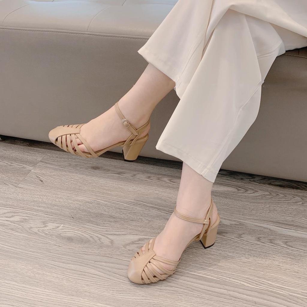 Sandal Dây Mũi tròn nhẹ nhàng, thanh lịch