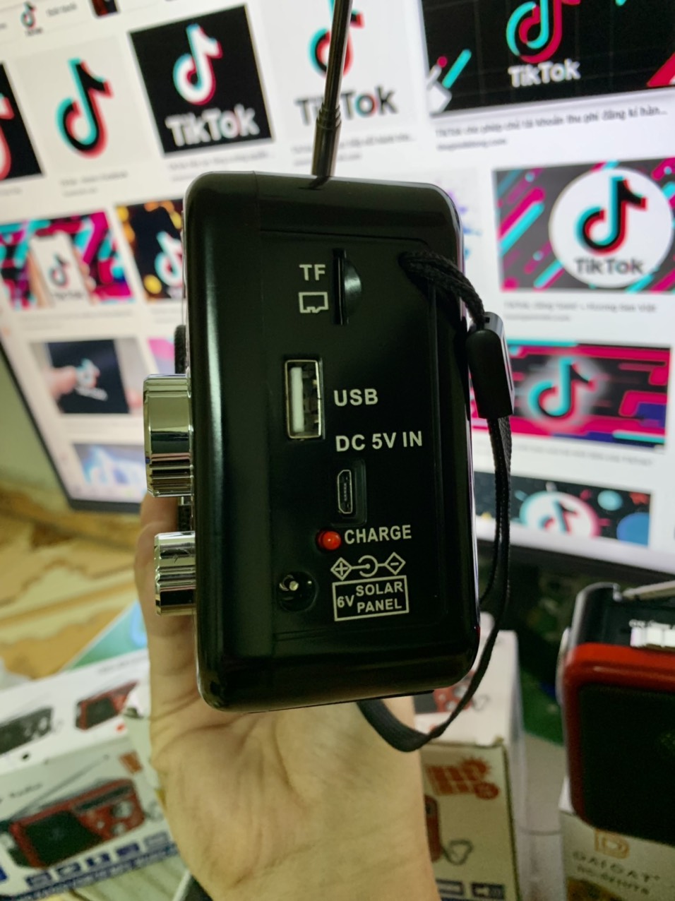 Đài Radio WAXIBA FM Siêu phẩm DC-521 UTS  Hàng Chính Hãng