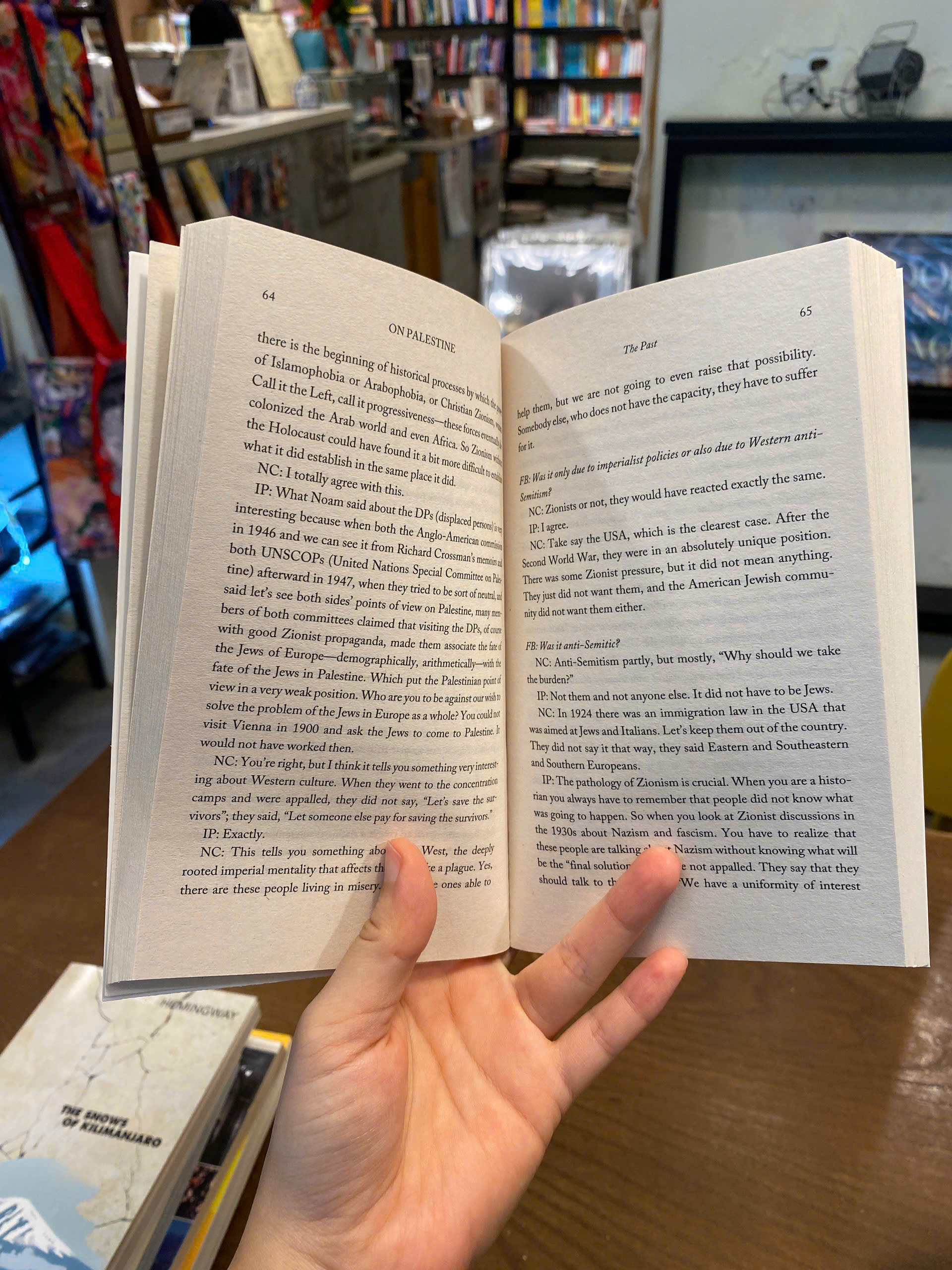 Sách - On Palestine by Noam Chomsky | History Nonfiction / Pocket Size / Ngoại văn Nhập khẩu