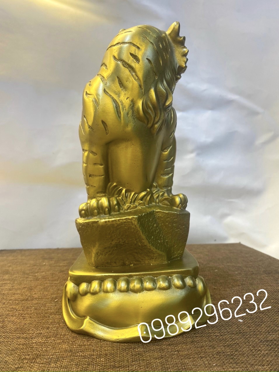 Tượng Hổ phong thuỷ bằng đồng vàng cao 22cm