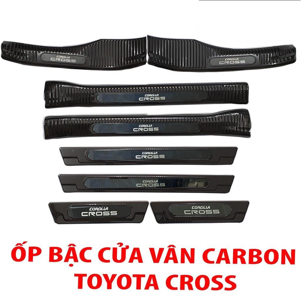 Ốp bậc cửa , nẹp bước chân Toyota Cross 2019-2022 cao cấp -mẫu Titan 8 chi tiết