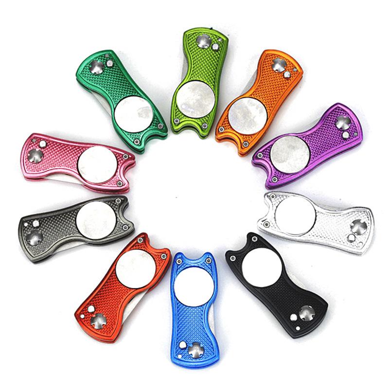 1 PCS Công cụ sửa chữa Golf Divot gấp các phụ kiện golf màu xanh lá cây đánh dấu golf pitchfork với điểm đánh dấu golf Color: b