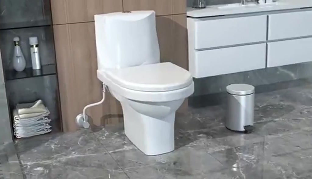 Vòi xịt rửa vệ sinh thông minh 2 vòi phun, xịt vệ sinh gắn bồn cầu thông minh