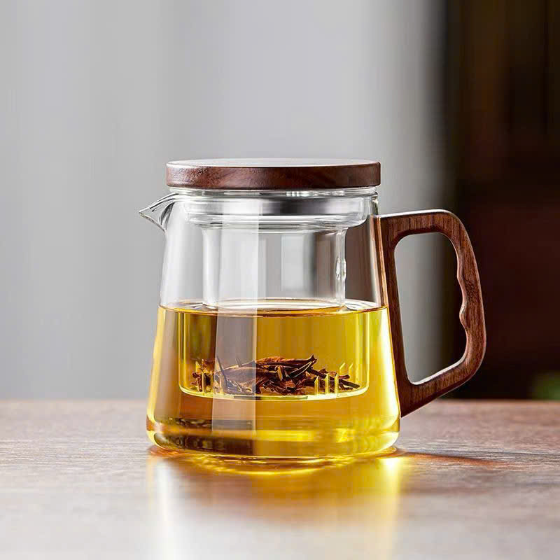 ẤM PHA TRÀ THỦY TINH TRONG SUỐT QUAI GỖ KÈM LÕI LỌC - DUNG TÍCH 600ML