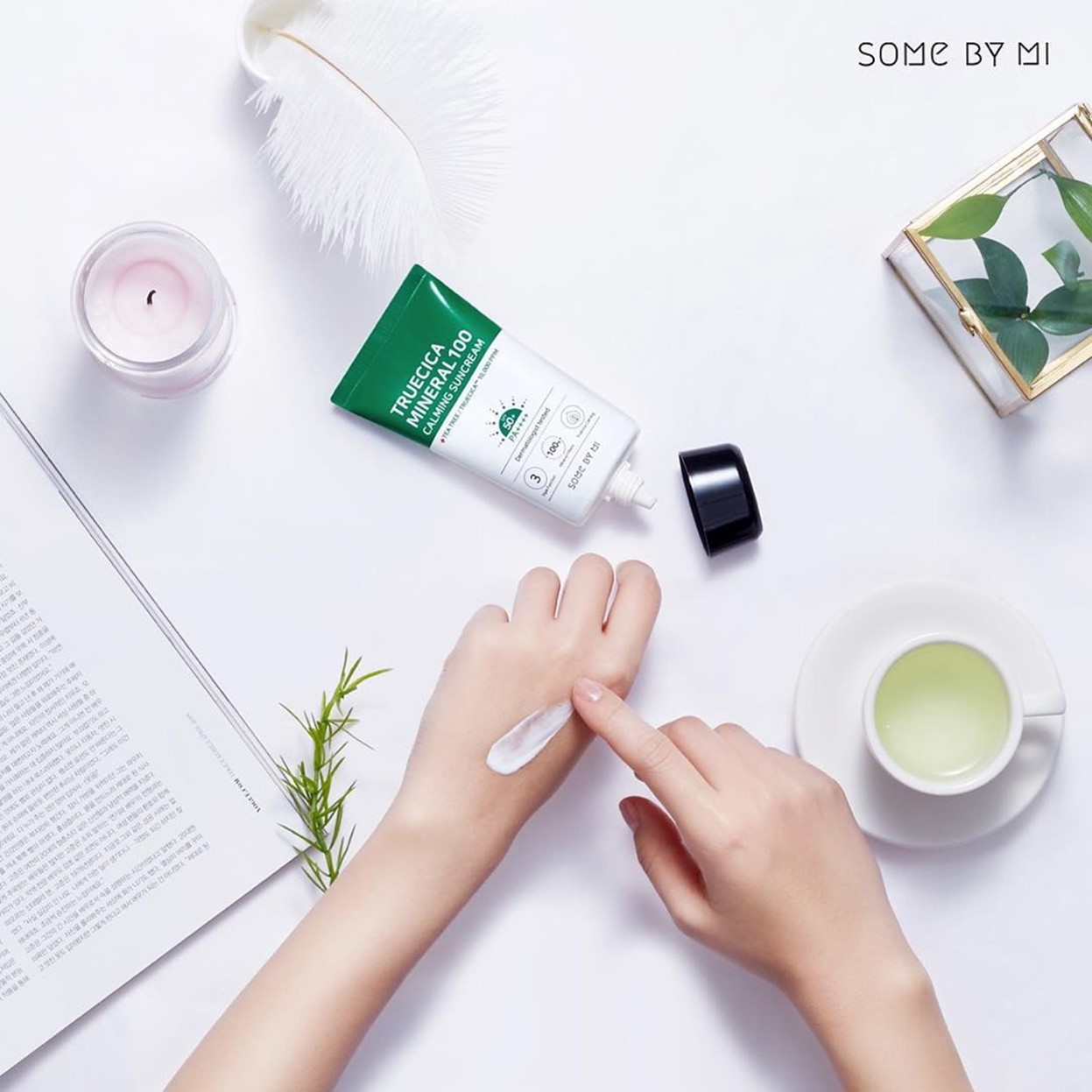 Kem chống nắng Some By Mi Truecica Mineral 100 Calming Suncream