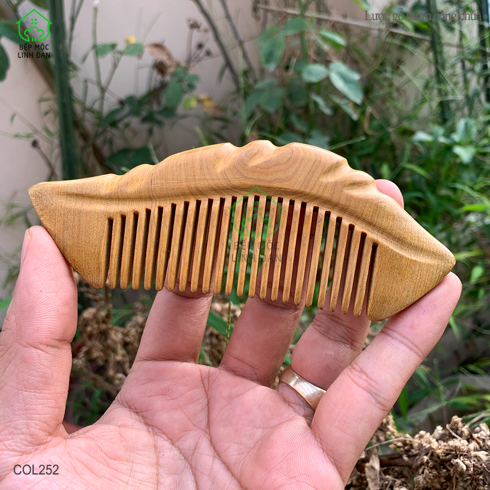 Lược Gỗ Thơm Công Chúa (Size: S - 13cm) Chải Tóc Thư Giãn Hằng Ngày - COL252
