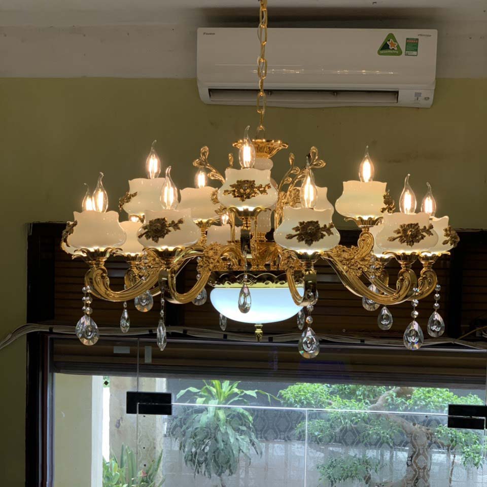 Đèn chùm tân cổ điển, đèn chùm pha lê nến 15 bóng 8030 kiểu dáng sang trọng, tinh tế tạo điểm nhaanss cho mọi không gian nội thất