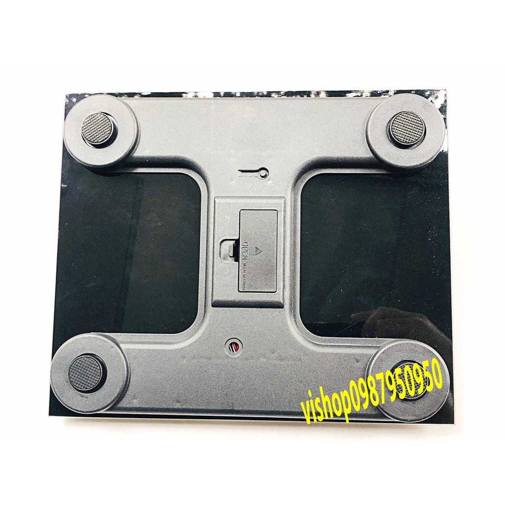 Cân điện tử cân người  max 180kg mẫu đen 2 mắt vàng