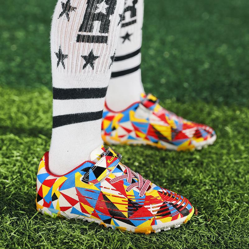 Chuyên Nghiệp Giày Bóng Đá Trẻ Em Bé Trai Và Bé Gái Bóng Đá Giày Gai Ngoài Trời Chống Trượt Chống Ma Sát Huấn Luyện Thể Thao Giày Color: black gold Shoe Size: 34
