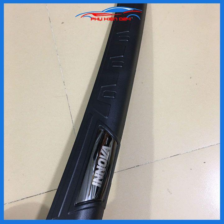 Ốp chống trầy cốp ngoài nhựa đen Innova 2008-2009-2010-2011-2012-2013-2014-2015-2016 chống xước trang trí xe