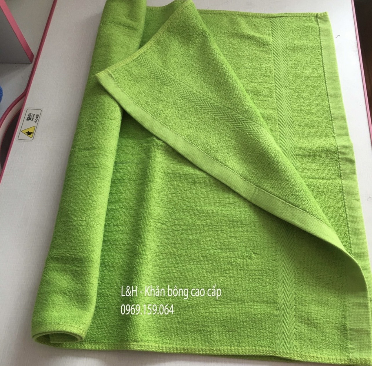 Khăn tắm cotton màu 50 * 100cm, Tân Thịnh