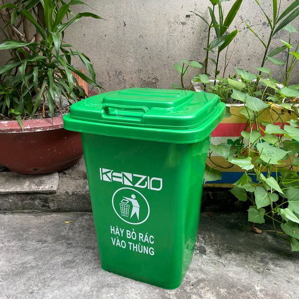 THÙNG RÁC NHỰA 30 LÍT - 4 BÁNH XE