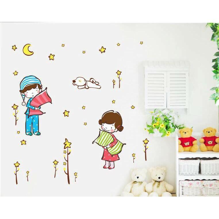 Decal dán tường Set chúc bé ngủ ngon + 2 bé ôm gối