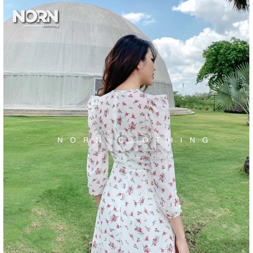 Đầm hoa nhí tay dài cut out ngực - Norn Clothing