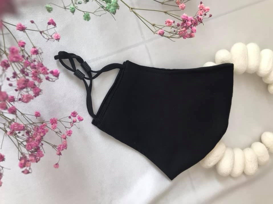 Mulberry silk facemask- Khẩu trang lụa tơ tằm tự nhiên 3 lớp unisex, gồm 2 lớp vải lụa tơ tằm + 01 lớp bông tơ tằm