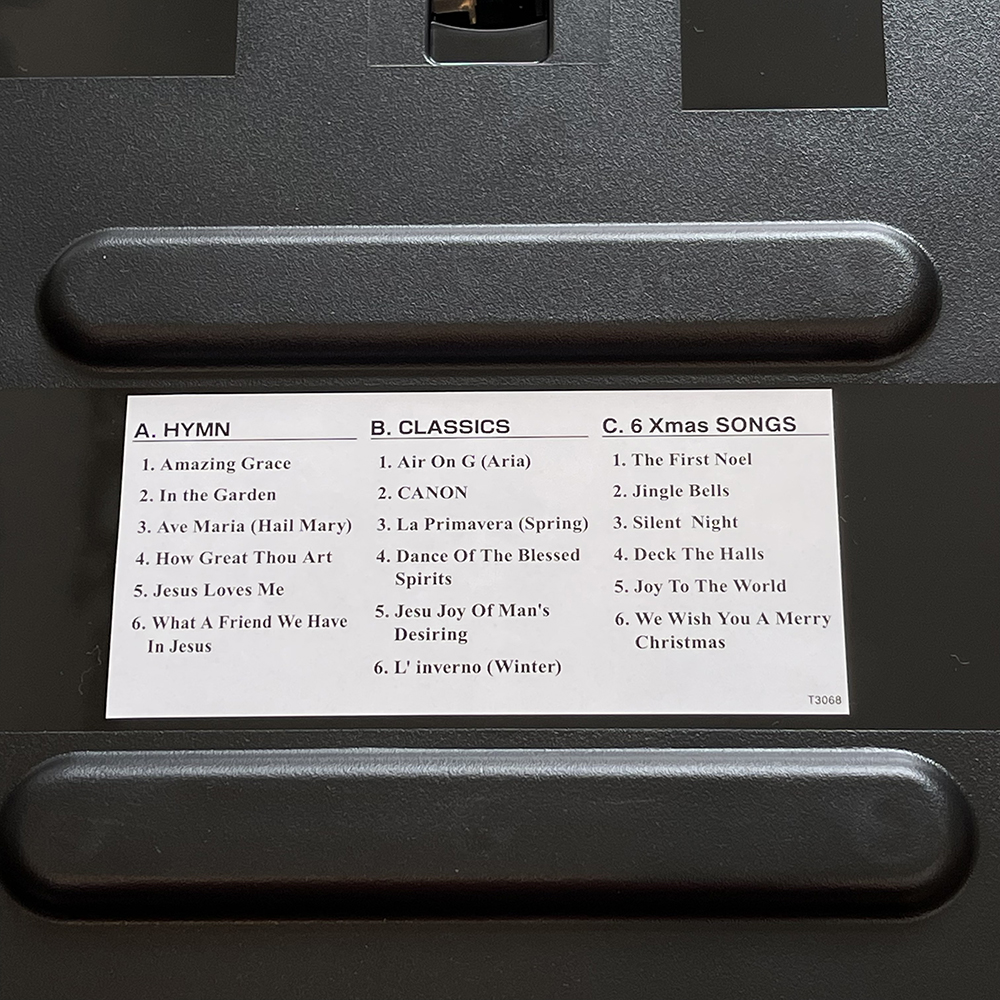 Đồng hồ treo tường Nhật Bản Rhythm 4MJ447WU18 – KT 35.2 x 43.3 x 7.3cm, Dùng PIN.