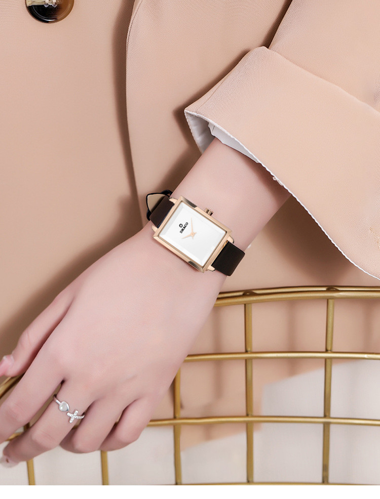 Đồng hồ nữ Draco D23-EL04 &quot;Elegant&quot; vàng hồng kết hợp chất liệu dây da bò màu đen-phụ kiện thời trang nữ nhẹ nhàng tinh tế
