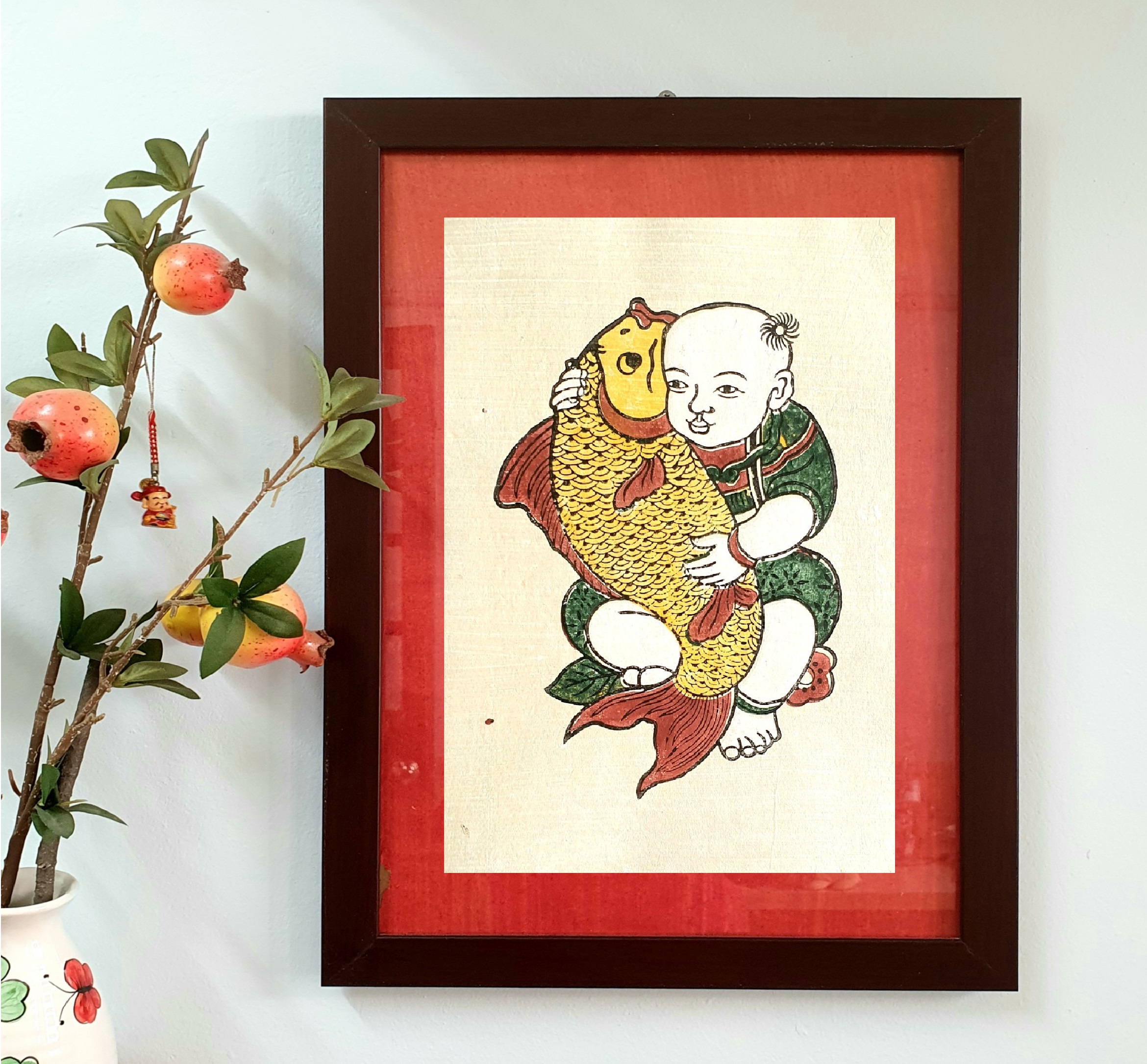 Bé ôm cá chép - Tranh dân gian Đông Hồ - Dong Ho folk woodcut painting