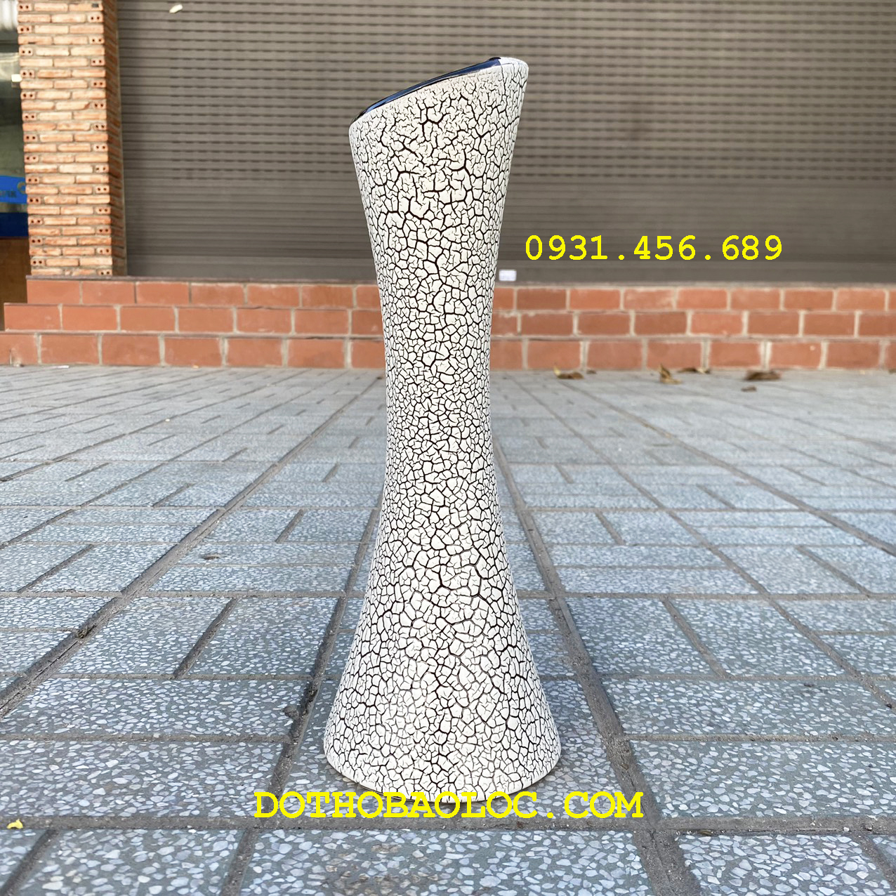 Bình hoa vẹo sứ Bát Tràng cao 40cm