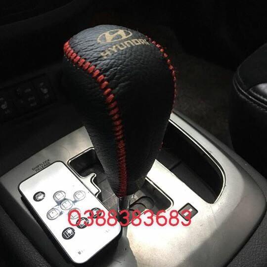 Bao Da Chùm Cần Số Dành Cho xe HYUNDAI SANTAFE SỐ TỰ ĐỘNG ... Da Bò Nhiều Màu Sắc..