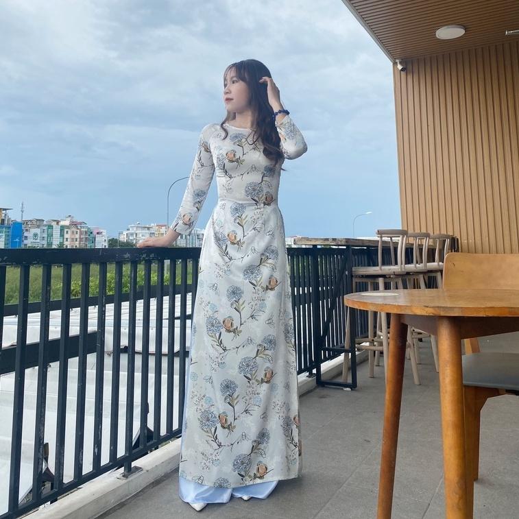 Áo dài hoa nhí màu xanh nhạt lụa satin cao cấp truyền thống may sẵn