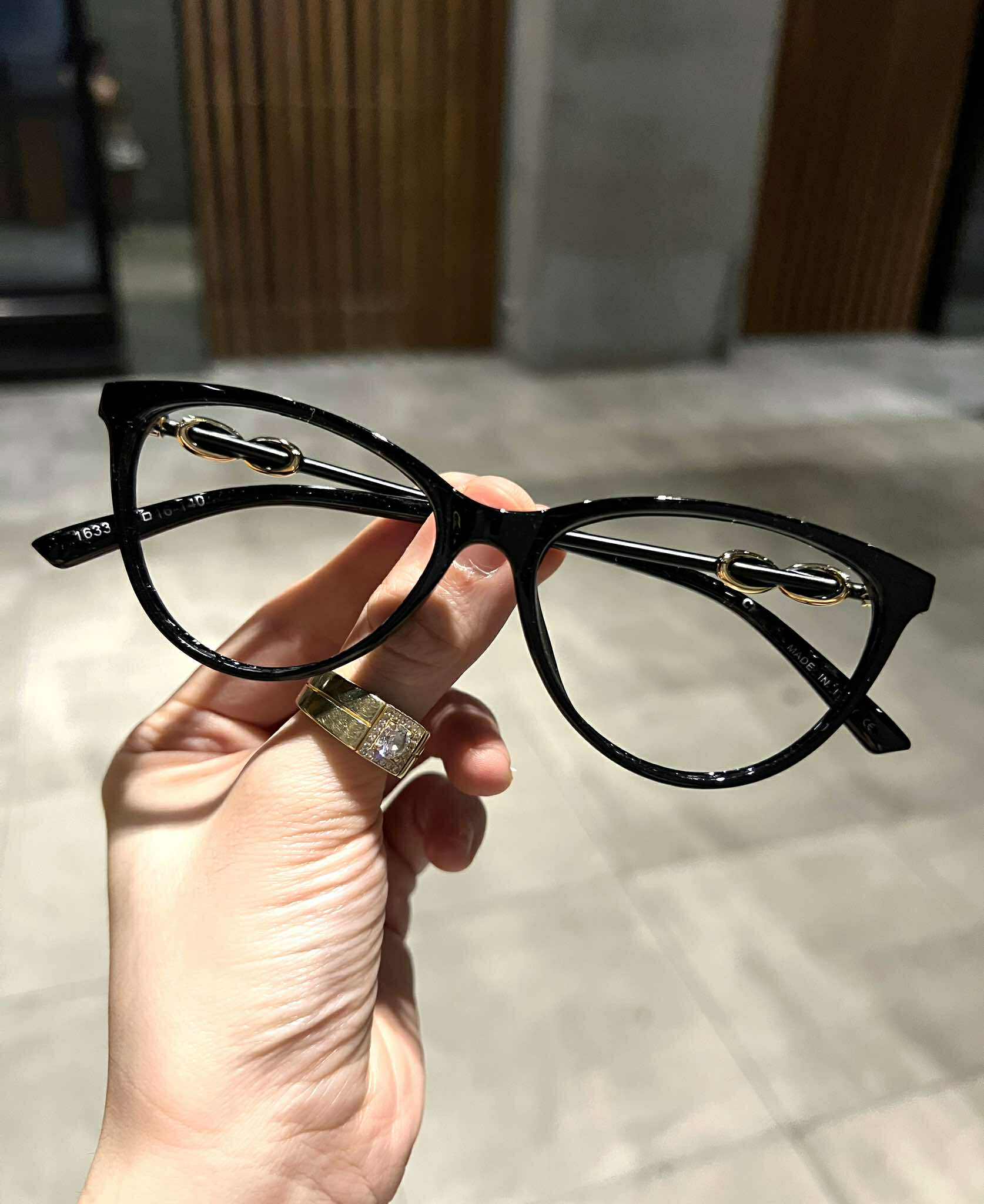 Kính Mắt mèo gọng xoắn sang chảnh thời trang Ulzzang Hàn Quốc