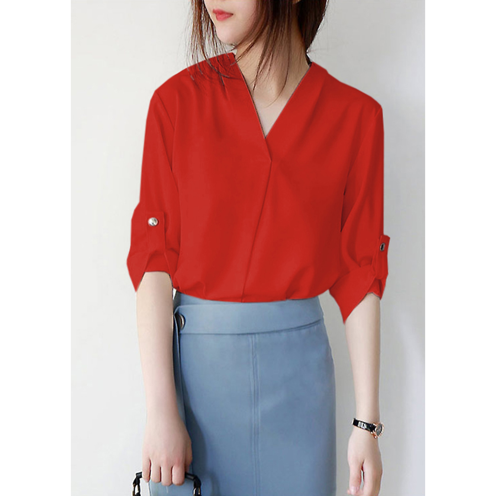 Áo sơ mi cổ V gấp ly trước ngực tay lỡ có dây cài khuy