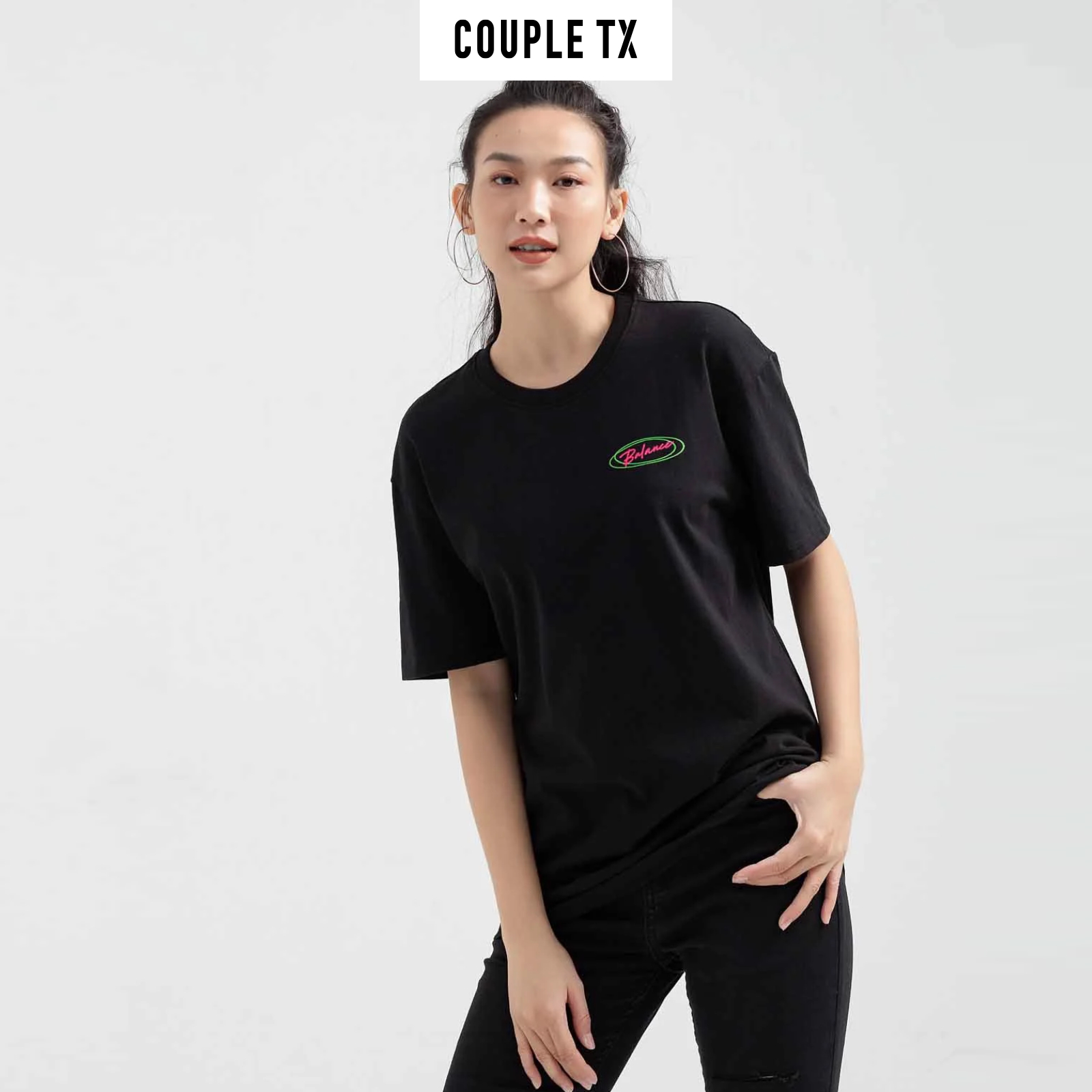 COUPLE TX - Áo Thun Nữ Graphic Trải Nghiệm Khám Phá WTS 2185