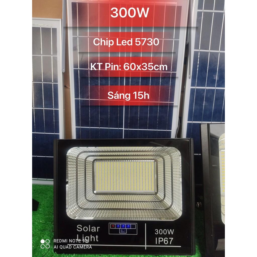 ĐÈN NĂNG LƯỢNG MẶT TRỜI 300W. ĐÈN PHA LED CHUẨN IP67,VỎ NHÔM ĐÚC.