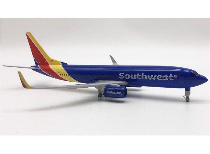 Mô hình máy bay tĩnh B737 Southwest 20cm có bánh xe