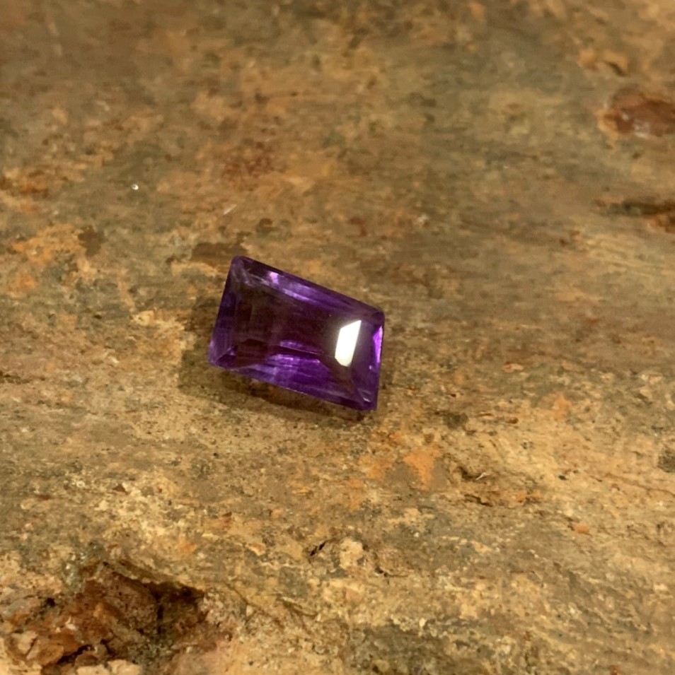 Viên đá thạch anh tím (Amethyst) thiên nhiên_HA-G000488