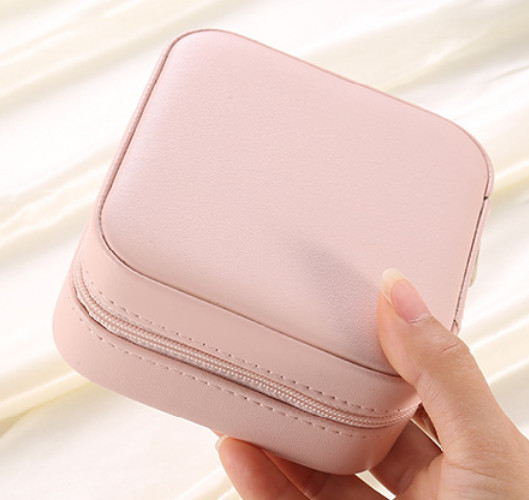 HỘP ĐỰNG TRANG SỨC cầm tay 10 x 10 x 5