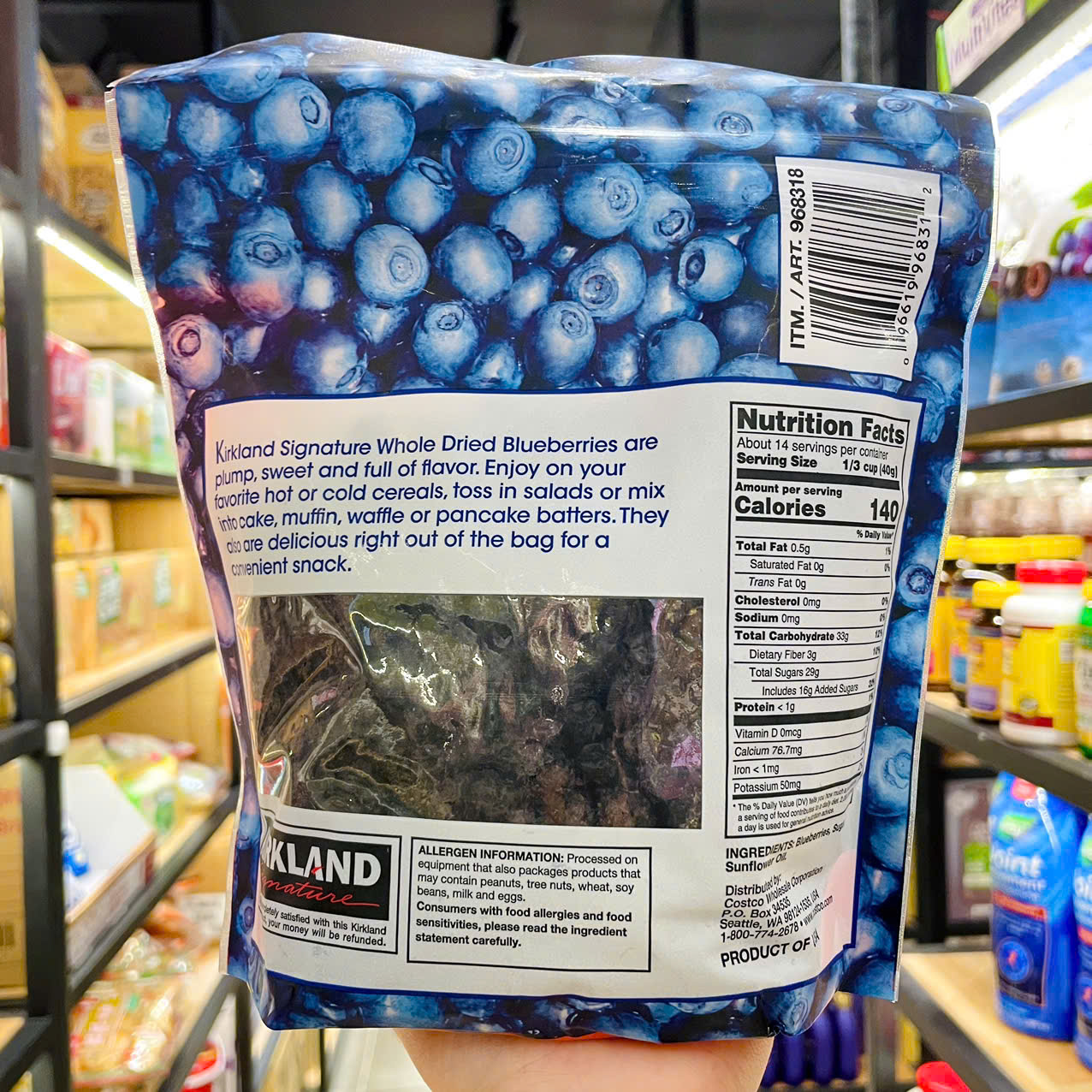 Quả Việt Quất Hữu Cơ Sấy Khô Kirkland Signature Whole Dried Blueberries (567g)