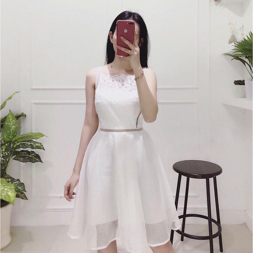 Đầm dự tiệc ren xòe Mickey Dress quý phái