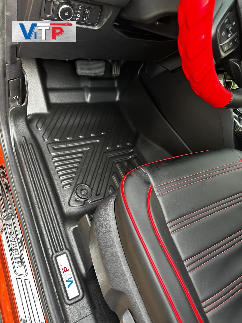 Thảm Sàn ViTP Nhựa Đúc Khuôn Tràn Viền Bậc Cửa Ford Raptor