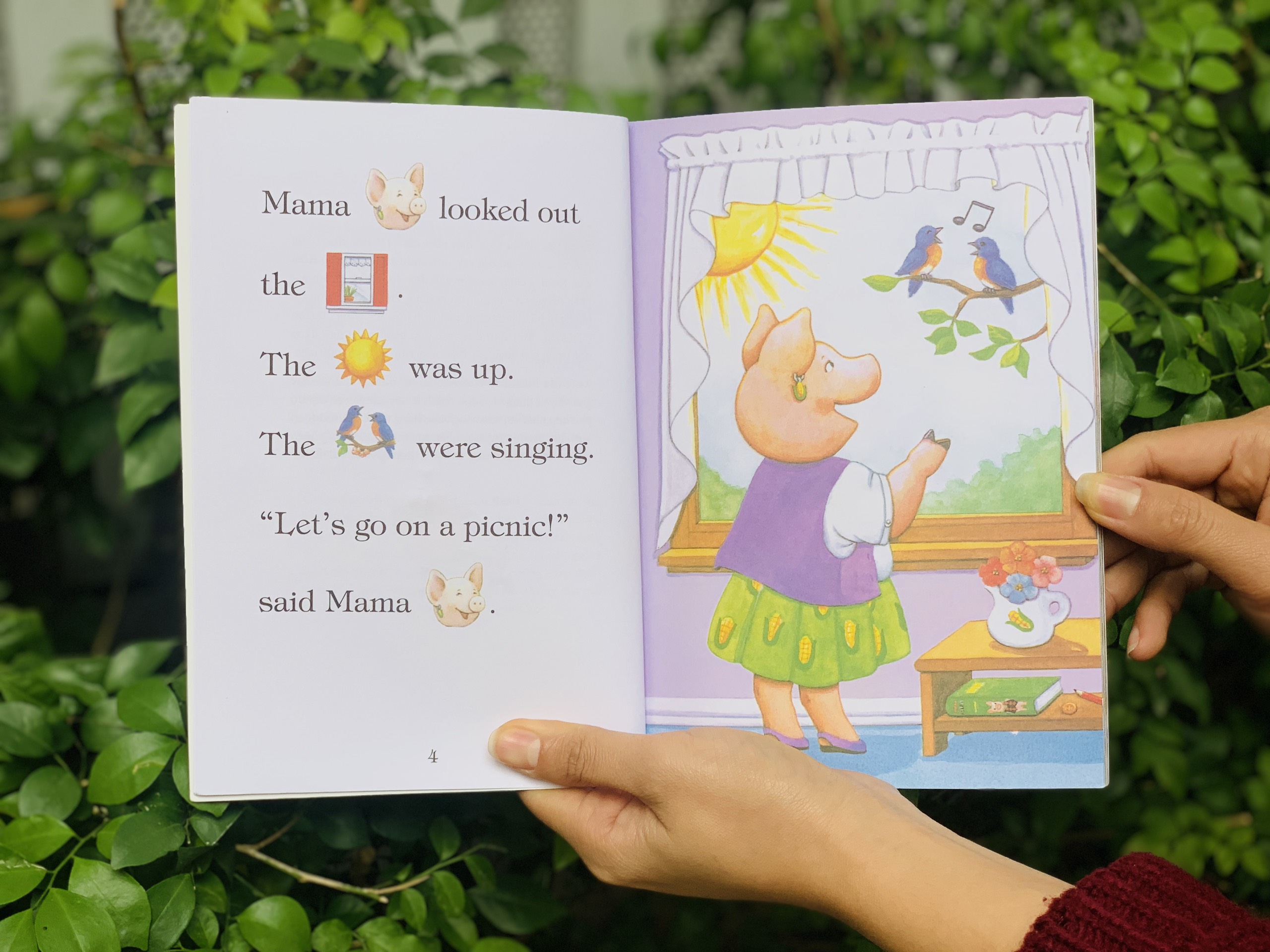 Sách Pic Out! - Truyện tiếng anh cho bé từ 2 tuổi, tặng kèm file nghe học tập hiệu quả