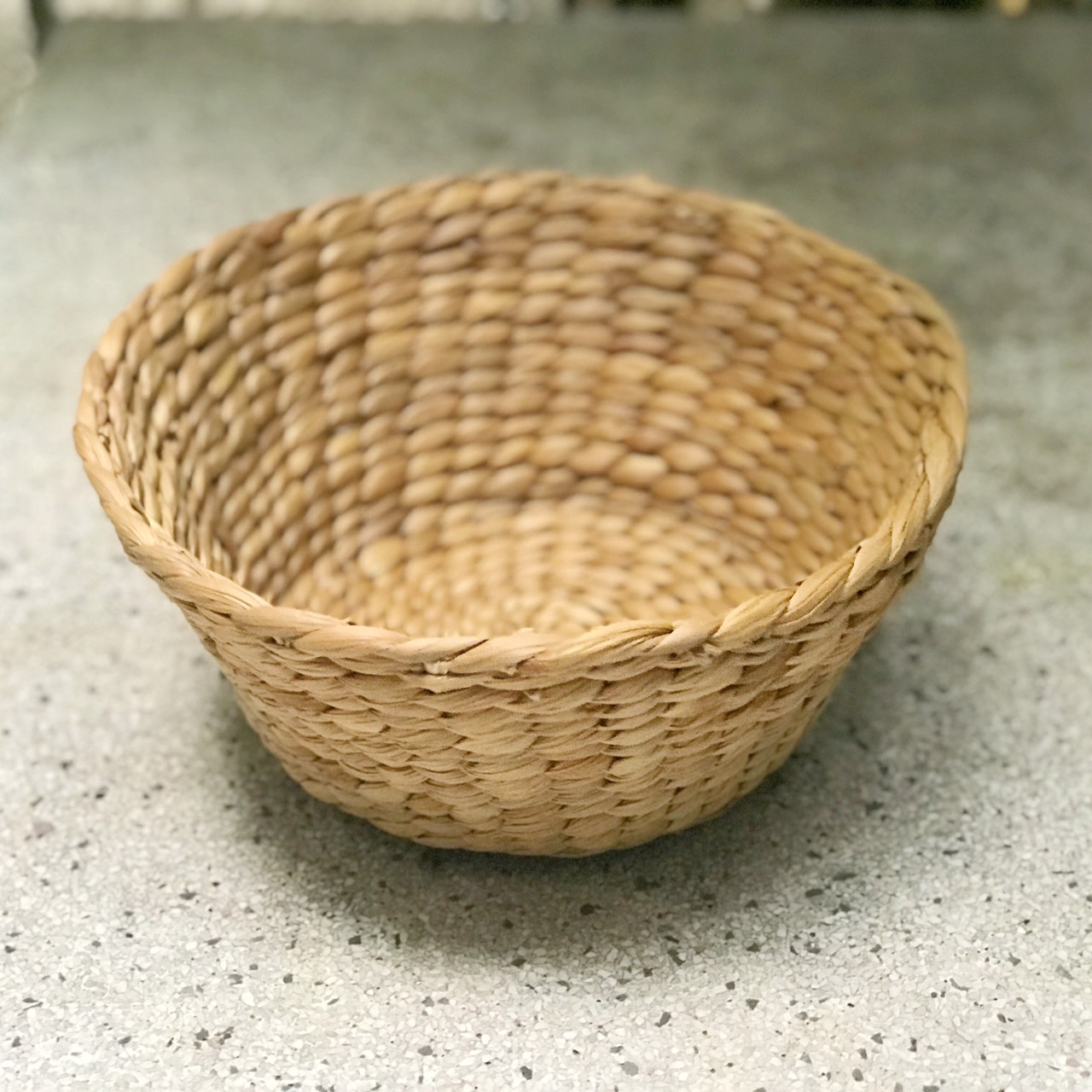 Sọt đa năng đan lục bình , hình tròn, dùng để vật dụng gia đình, trang trí home decor