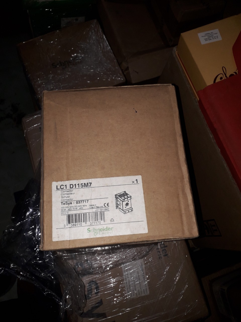 Khởi động từ LC1D115M7 Schneider