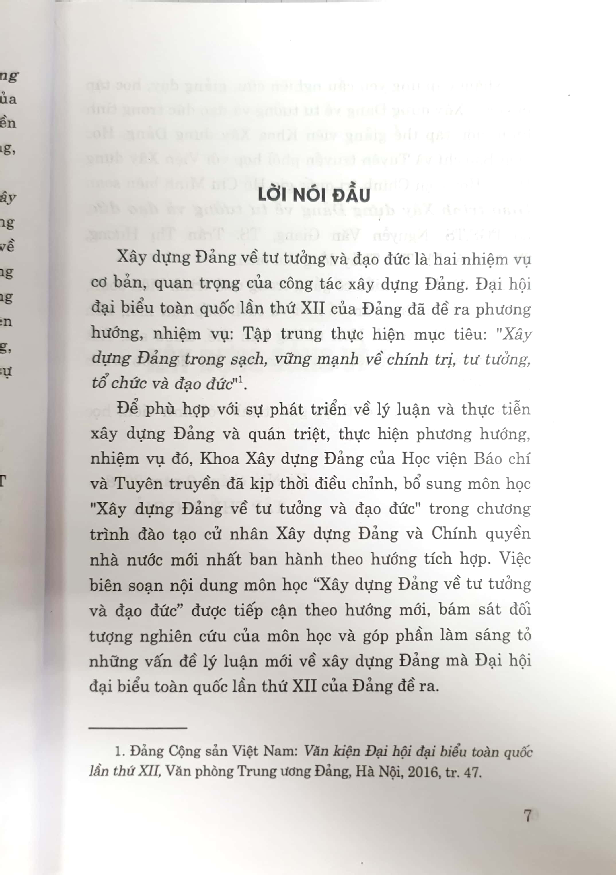 Giáo trình xây dựng Đảng về tư tưởng và đạo đức