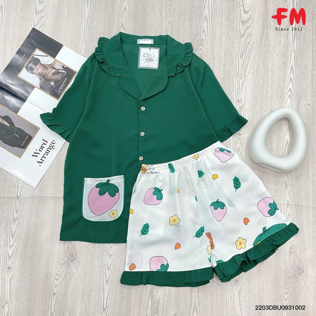 Set bộ lụa đùi FM Style Shop cổ vest viền bèo 2 túi in hình 220310002