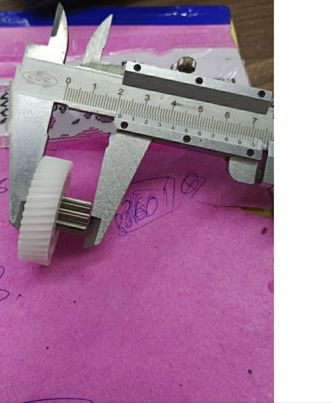 Trục bánh răng máy ép chậm SATM jE35 ảnh thật