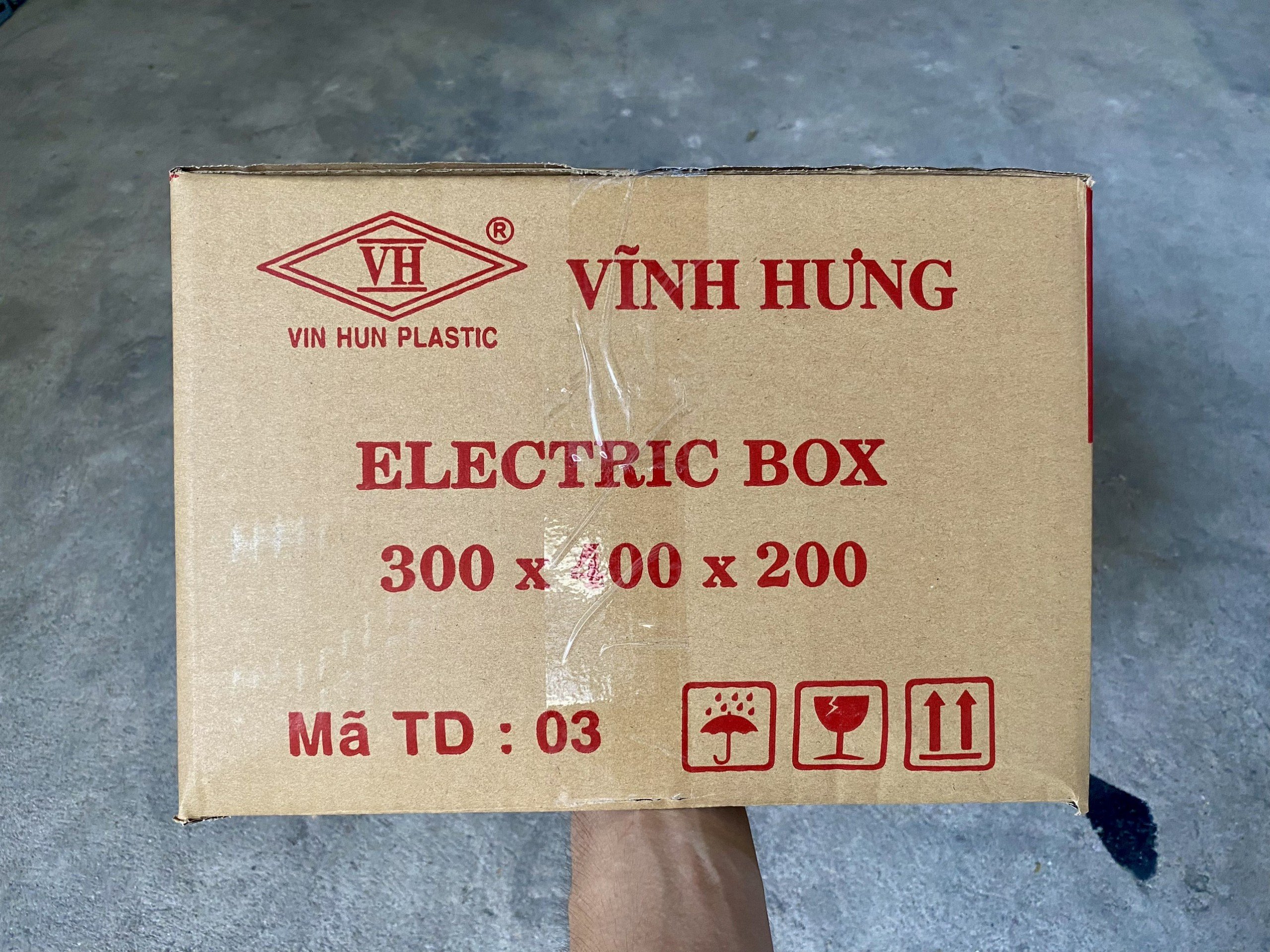 Tủ nhựa ABS - 300x400x200mm - Trắng